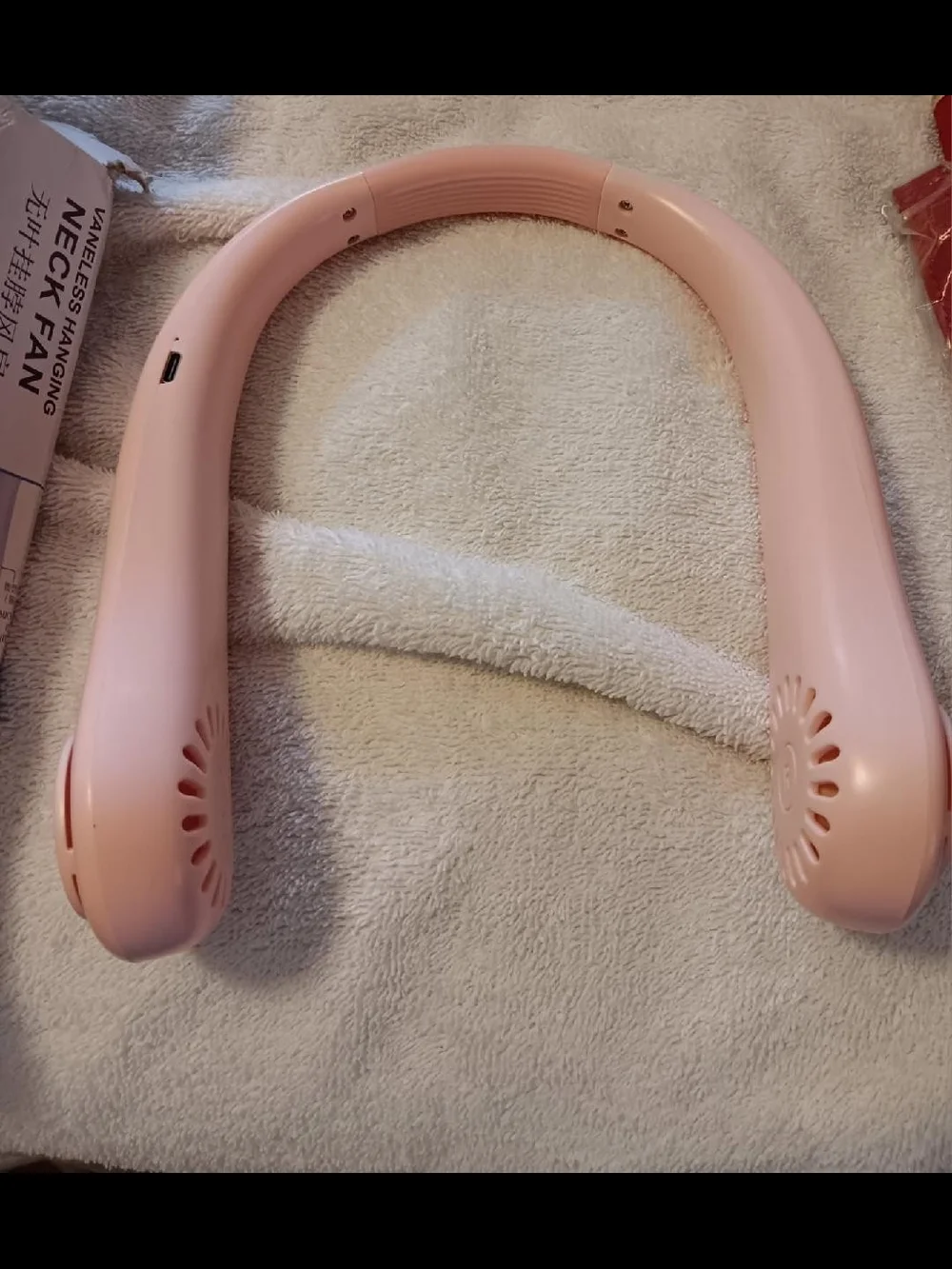 NEW In Box Pink High-Speed Neck Fan - Picture 2 of 5